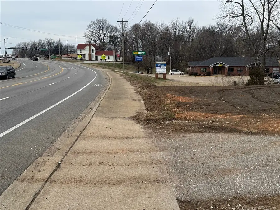 180 W Main Street, Farmington, AR 72730 - #3