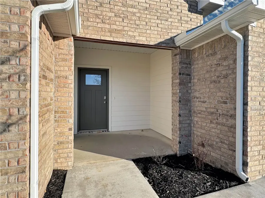 209 Ratliff Avenue, Pea Ridge, AR 72751 - #2