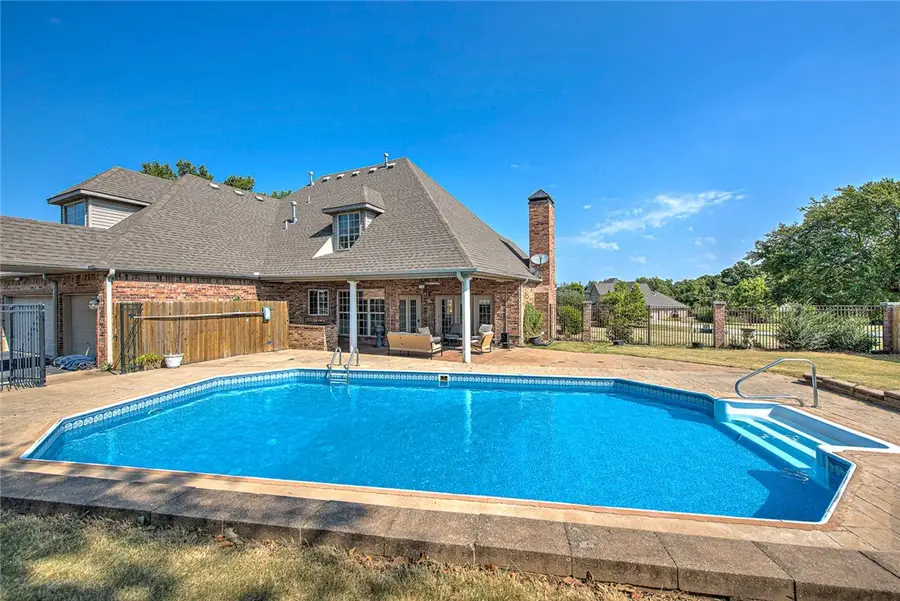 515 Candlelight Circle, Elm Springs, AR 72762 - #2
