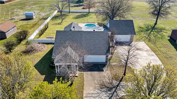 13 Hickory Lane, Clarksville, AR 72830