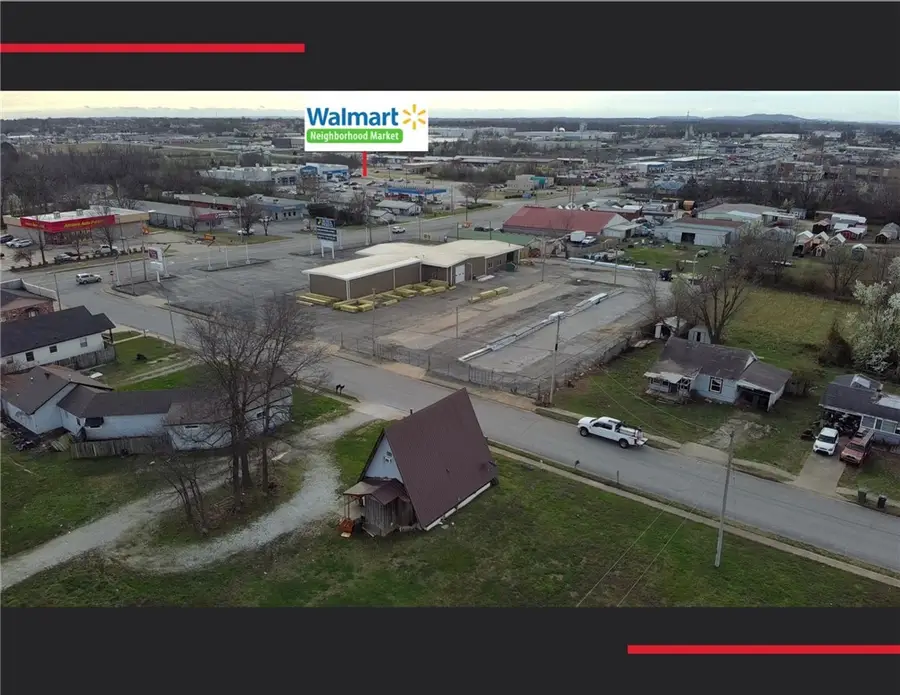 805 W Lilac Street, Rogers, AR 72756 - #3