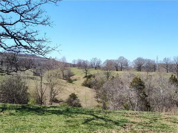 16341 Parsons Road, Springdale, AR 72764