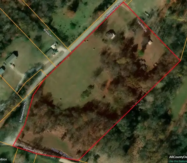 1307 Honeysuckle Street, Lowell, AR 72745