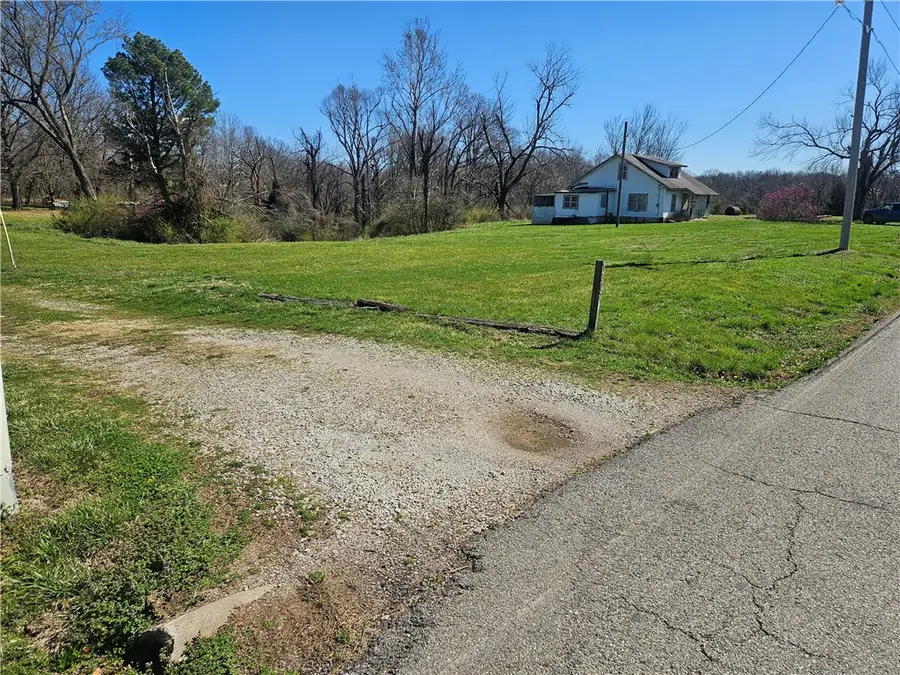 1307 Honeysuckle Street, Lowell, AR 72745 - #2