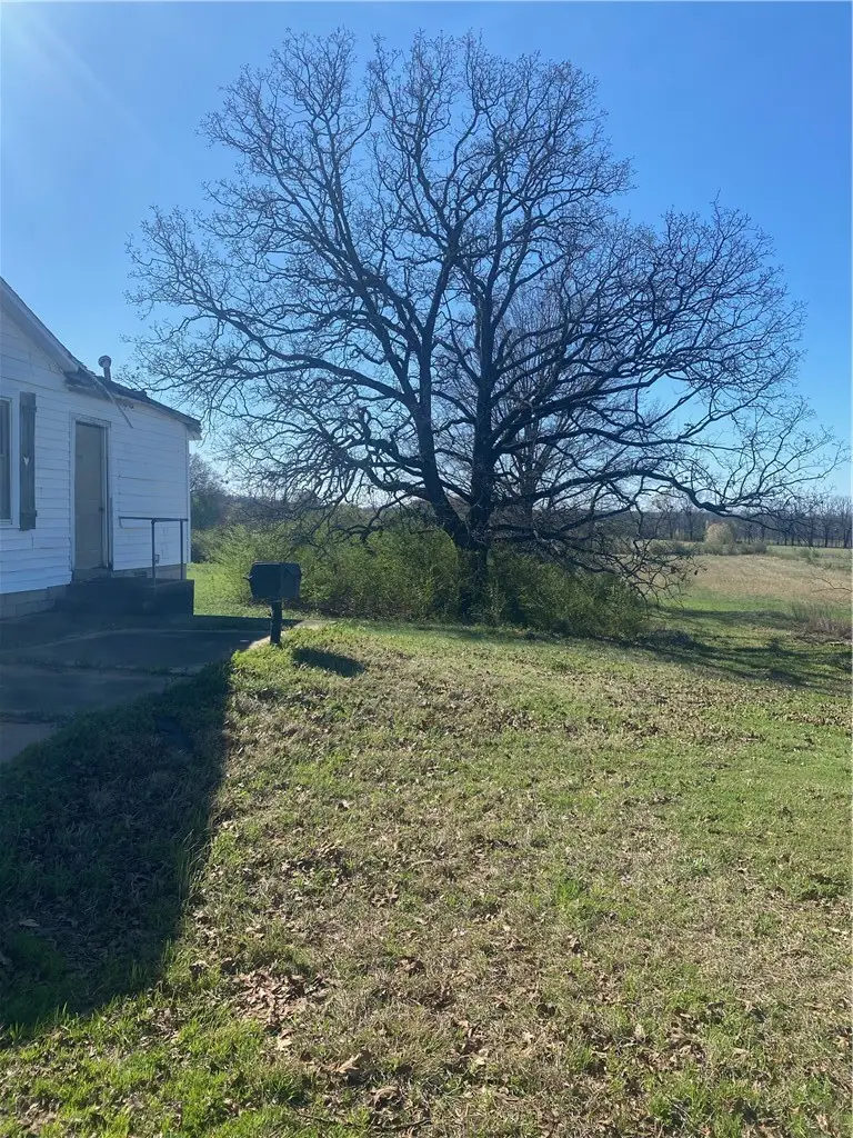 2721 E 64 Highway, Alma, AR 72921 - #2