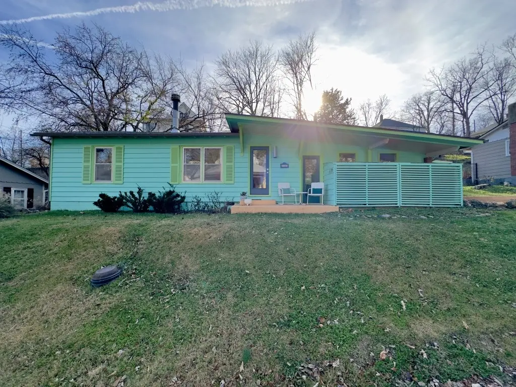 40 Owen Street, Eureka Springs, AR 72632 - #1