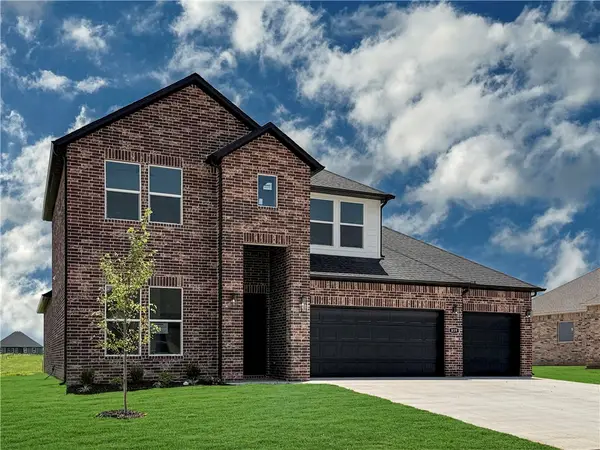 4762 W Succulent Street, Fayetteville, AR 72704
