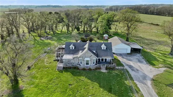 22057 State Hwy 37, Cassville, MO 65625
