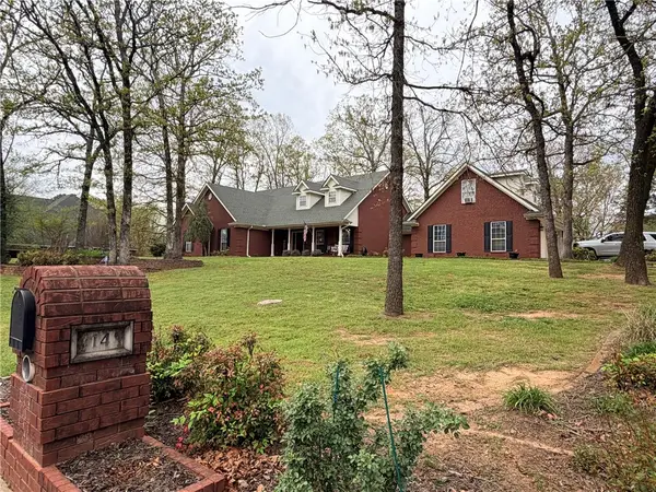 14 Jamie Lane, Clarksville, AR 72830