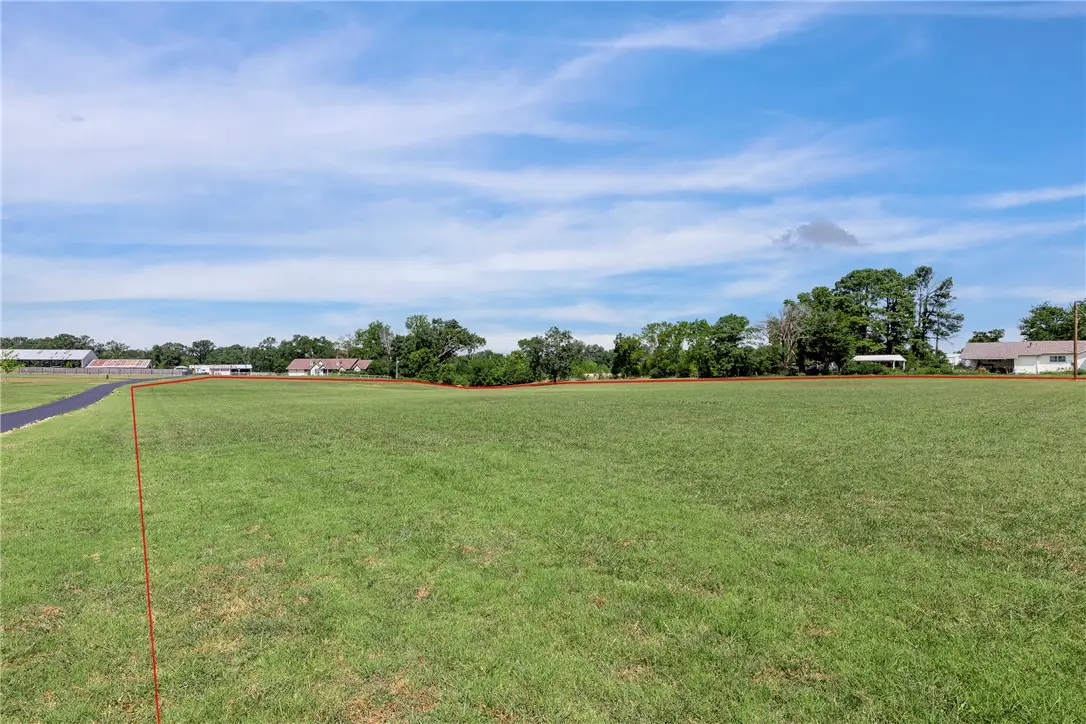 4340 N 2nd Street, Rogers, AR 72756 - #1