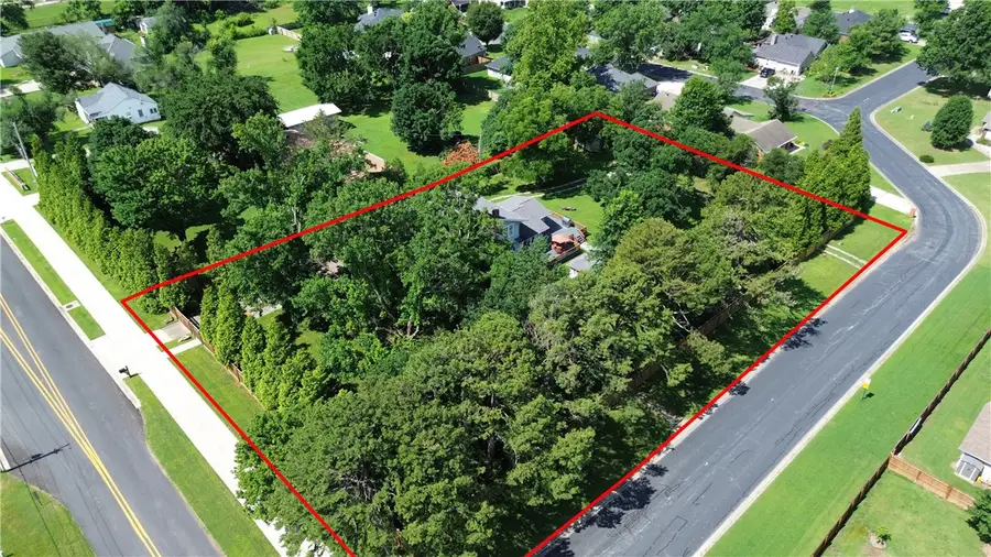 901 Mccollum Drive, Bentonville, AR 72712 - #3