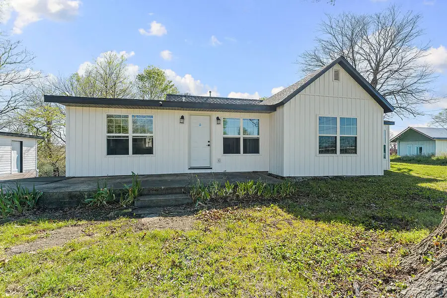 141 S Grove Street, Granby, MO 64844 - #2