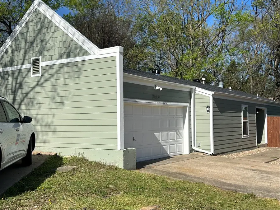 2059 N Kantz Lane, Fayetteville, AR 72703 - #3