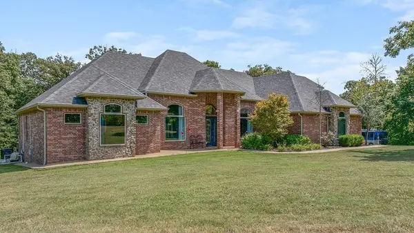 12912 Moore Lane, Gravette, AR 72736