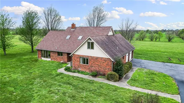 13258 Raccoon Road, Granby, MO 64844