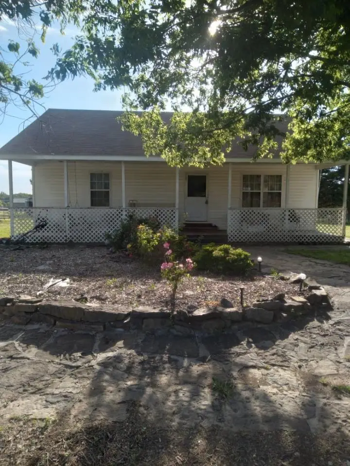 11109 S Old Cincinnati Road, Lincoln, AR 72744 - #3