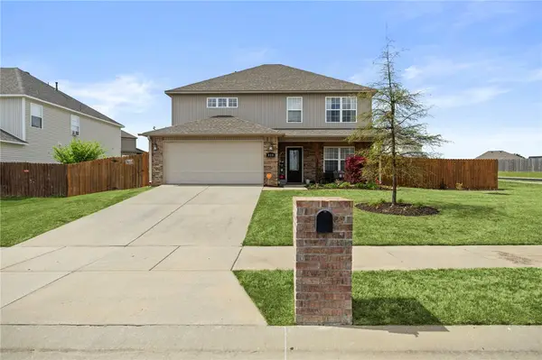 414 Driftwood Street, Lowell, AR 72745