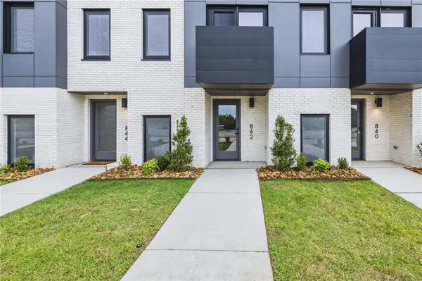 842 SE 8th Street, Bentonville, AR 72712