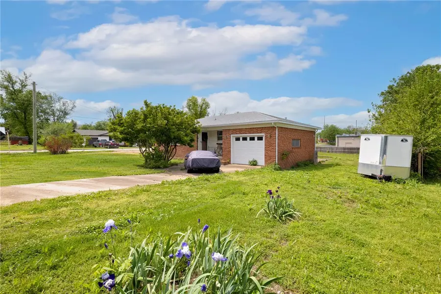 201 NW G Lot 41 Street, Bentonville, AR 72712 - #2