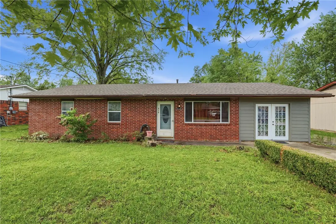 510 SE 10th Street, Bentonville, AR 72712 - #1