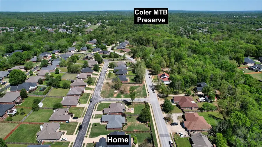 705 Maidstone Avenue, Bentonville, AR 72712 - #2