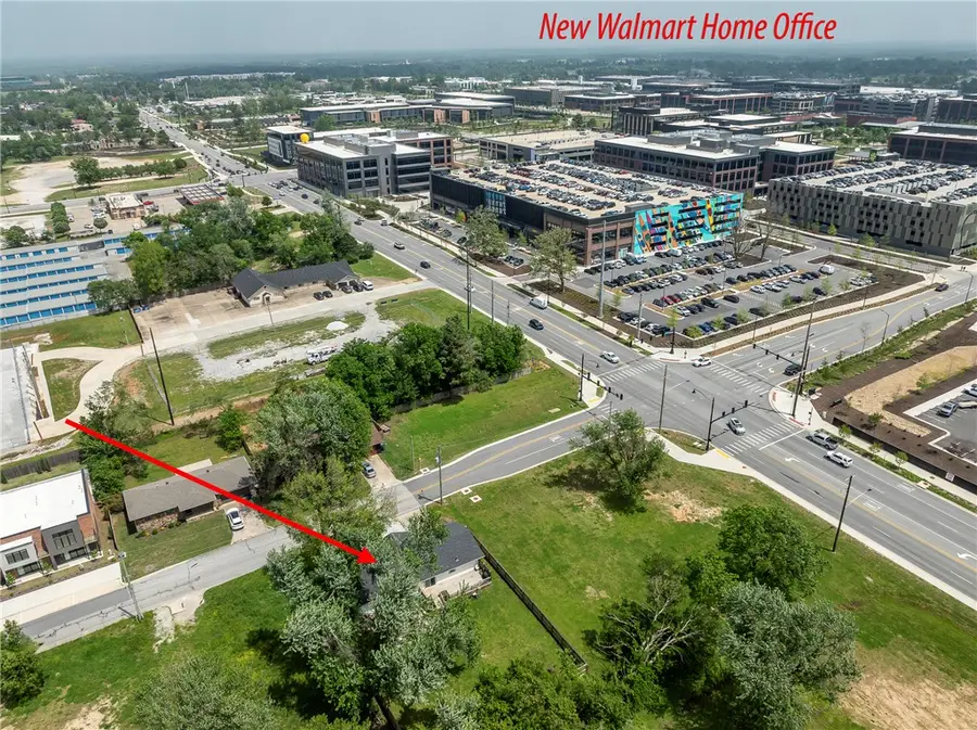 1004 SE 10th Street, Bentonville, AR 72712 - #2