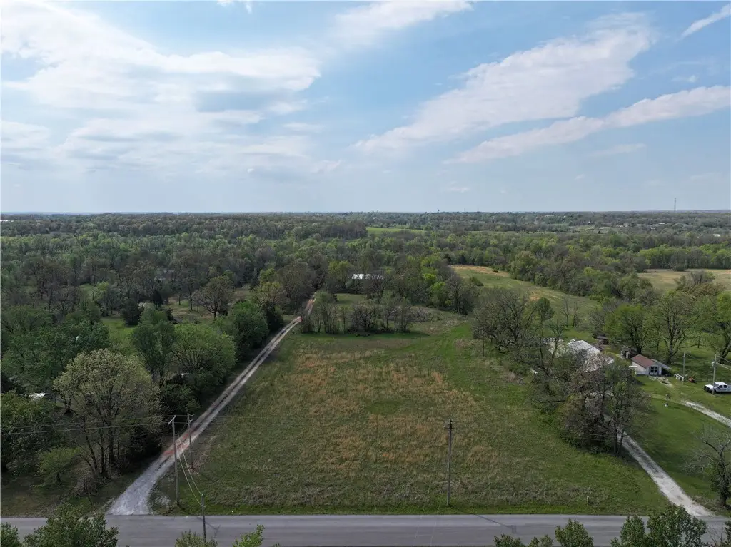 3.98 Acres Spruce Drive, Goodman, MO 64843 - #1