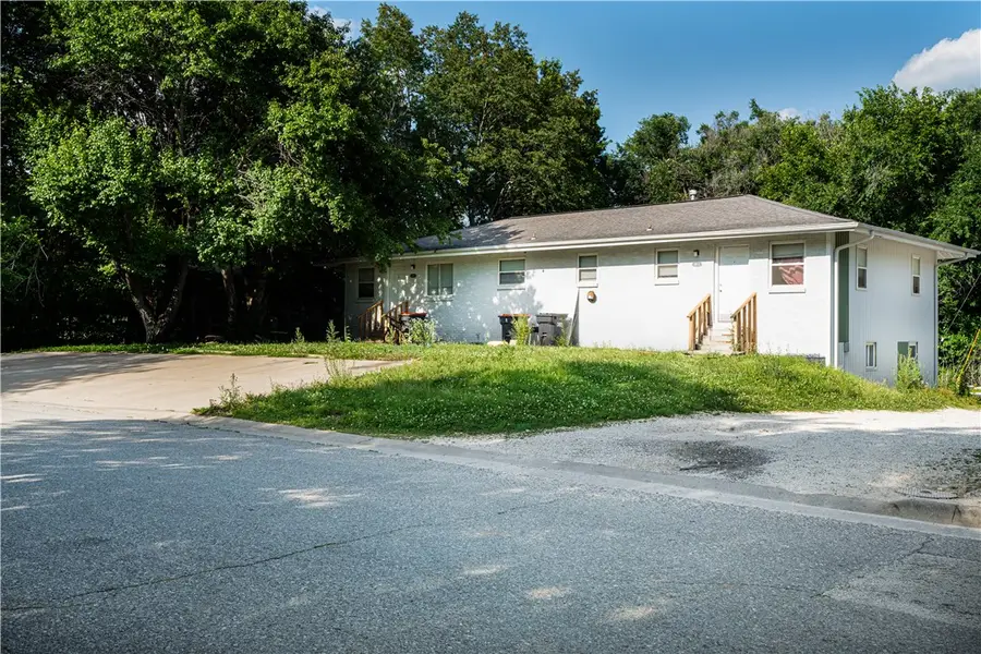 815 Pleasant Street, Springdale, AR 72764 - #2