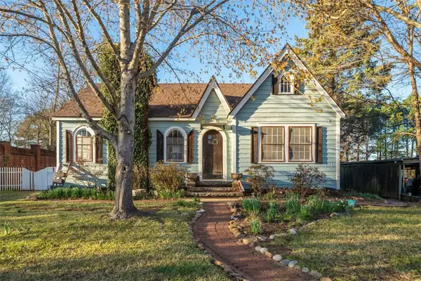 113 E Poplar Street, Clarksville, AR 72830