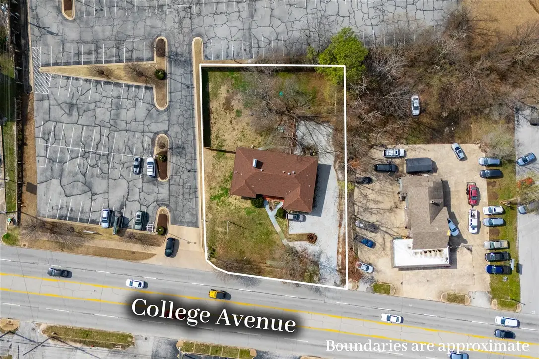 2227 N College Avenue, Fayetteville, AR 72703 - #1