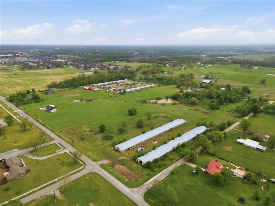 8778 Tycoon Road, Bentonville, AR 72713 - #3