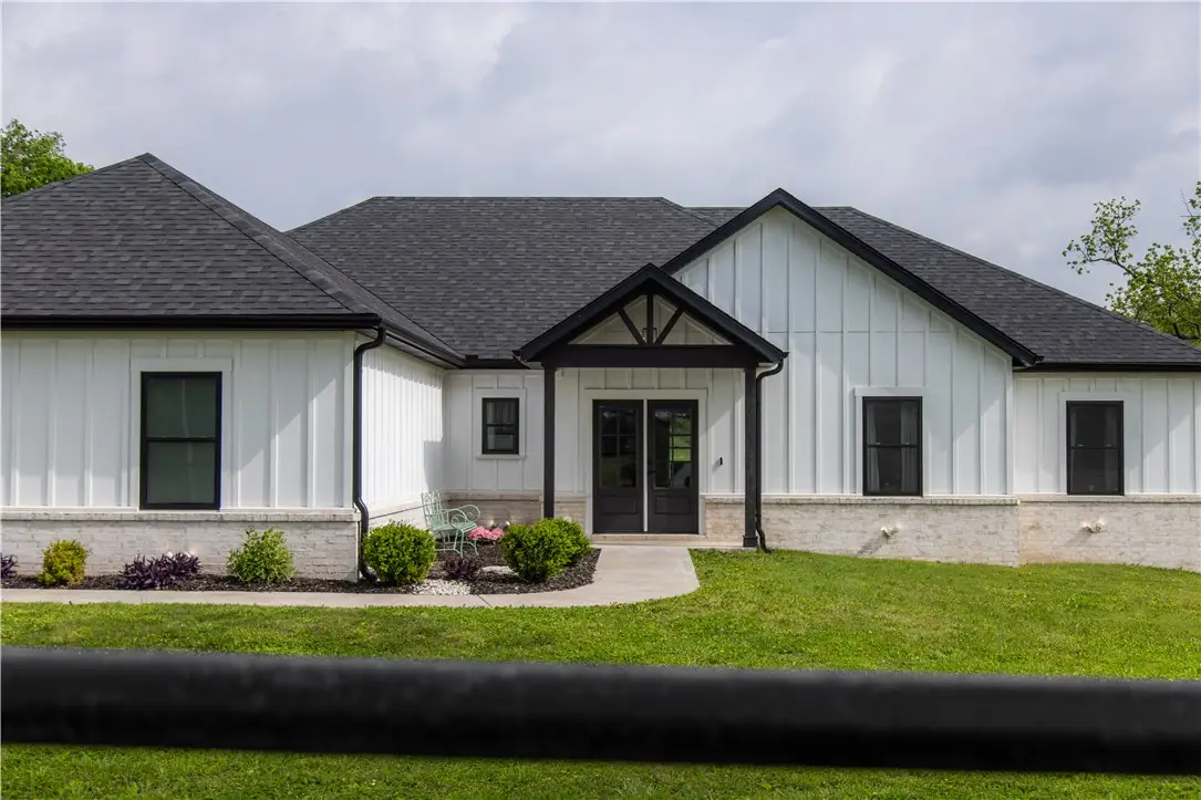 1213 W Pineville Road, Washburn, MO 65772 - #1