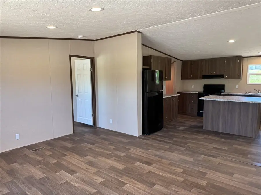 7892 Blockade Village North, Seligman, AR 65745 - #3
