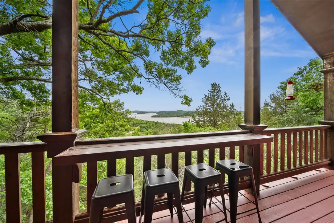 11390 Oak Leaf Circle, Garfield, AR 72732 - #1