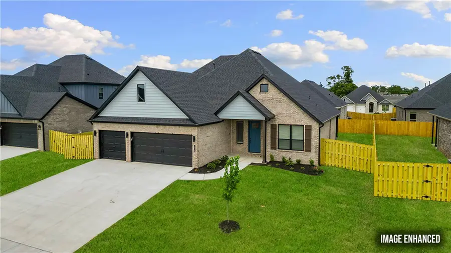 1506 Crystal Clear Lane, Cave Springs, AR 72718 - #2