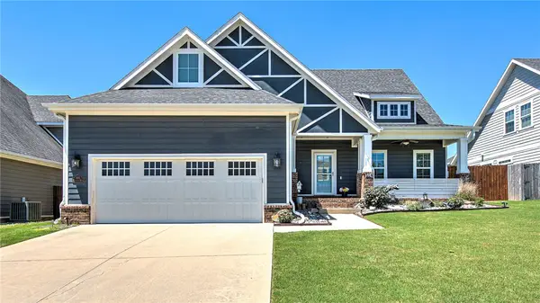 805 Hampstead Heath, Cave Springs, AR 72718
