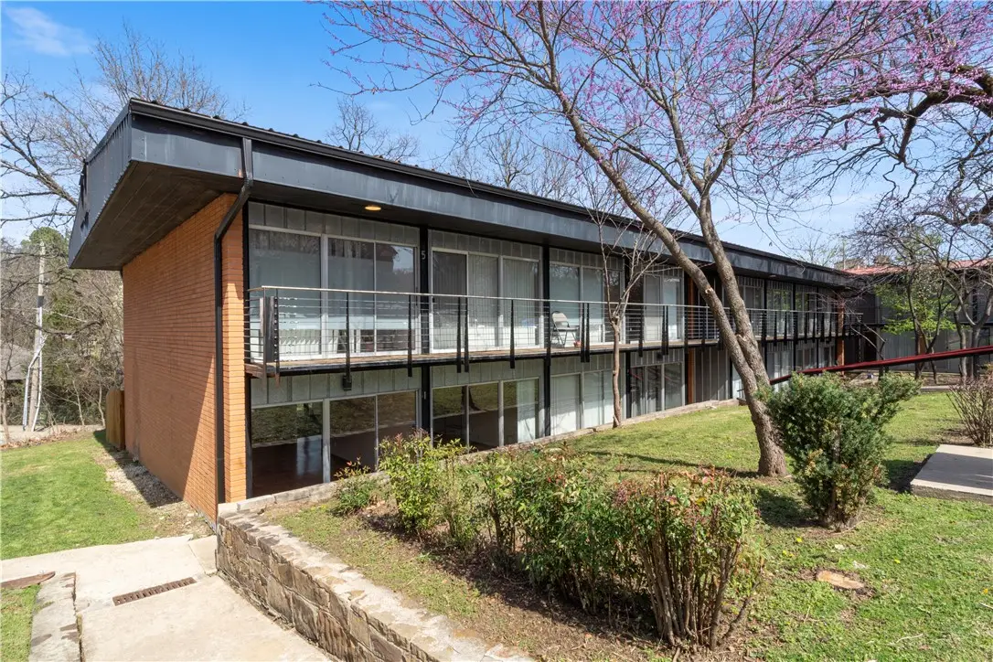 8, 12 S Hill S., Fayetteville, AR 72701 - #1