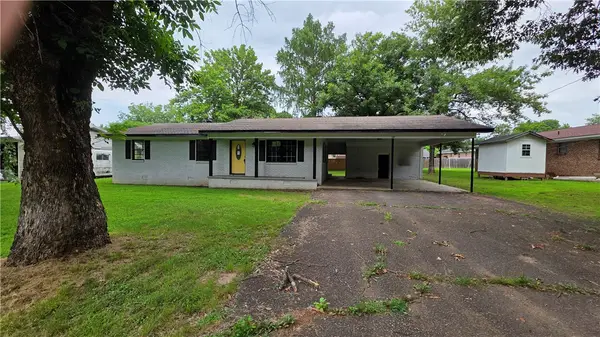 107 Mountain Street, Danville, AR 72833