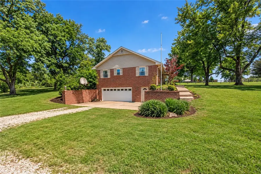 485 N Elm Street, Elm Springs, AR 72762 - #2