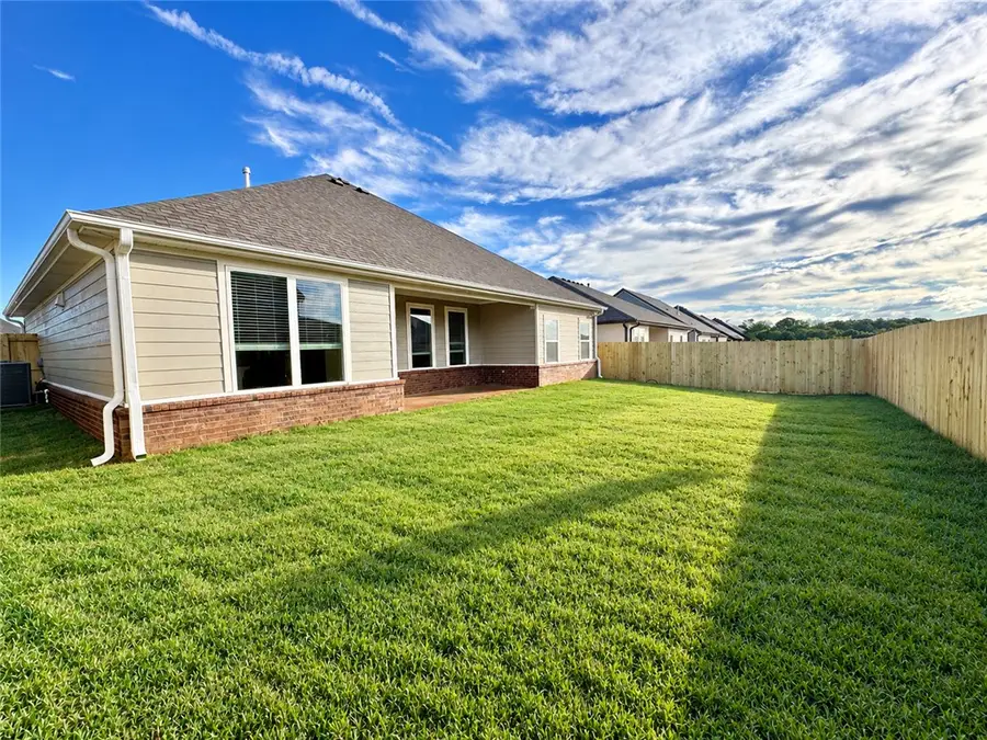 6007 SW Messenger Avenue, Bentonville, AR 72713 - #2