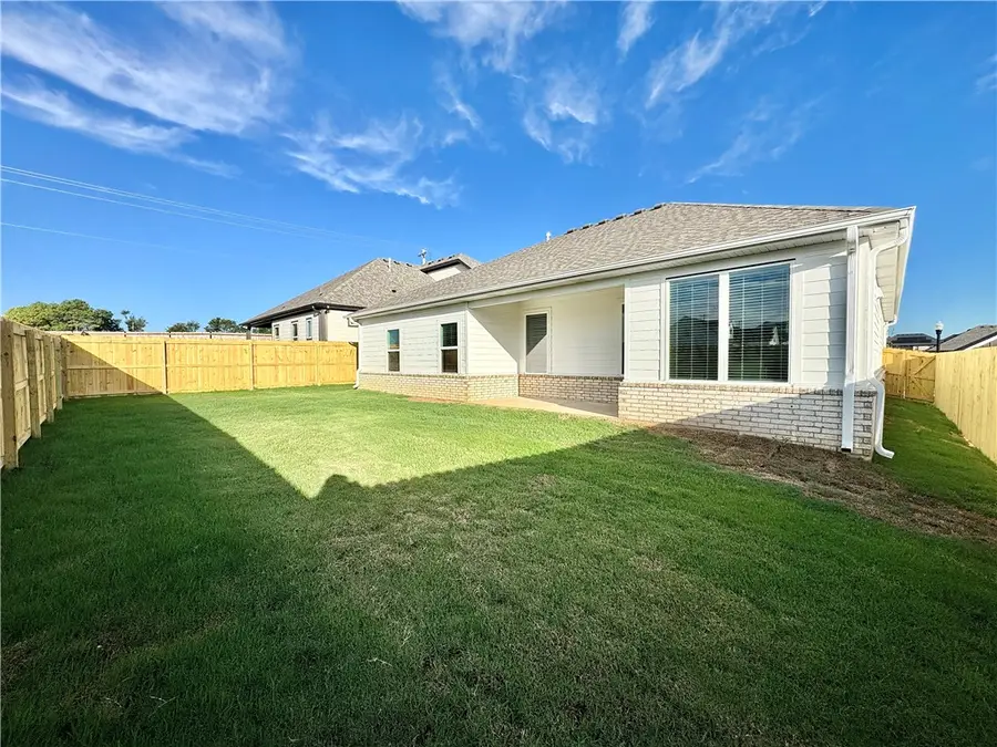6007 SW Omaha Avenue, Bentonville, AR 72713 - #2
