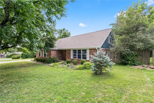 1847 N Wheeler Avenue, Fayetteville, AR 72703