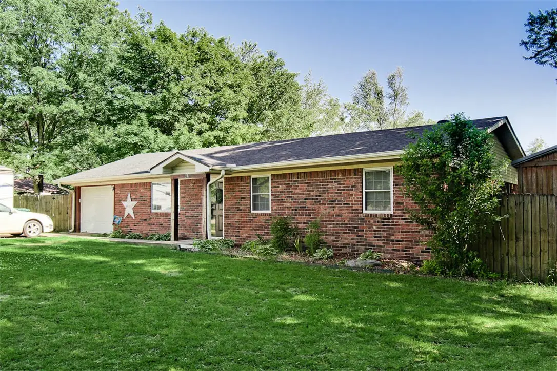 331 W Willow Avenue, Farmington, AR 72730 - #1