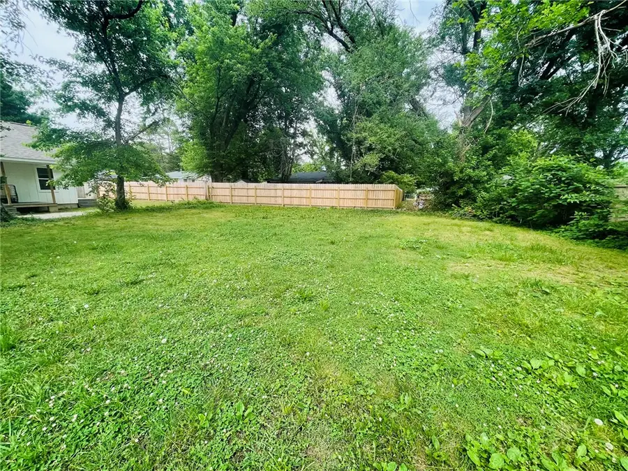 309 Douglas Street, Berryville, AR 72616 - #3