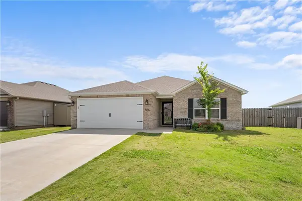 504 Woodcreek Loop, Lowell, AR 72745
