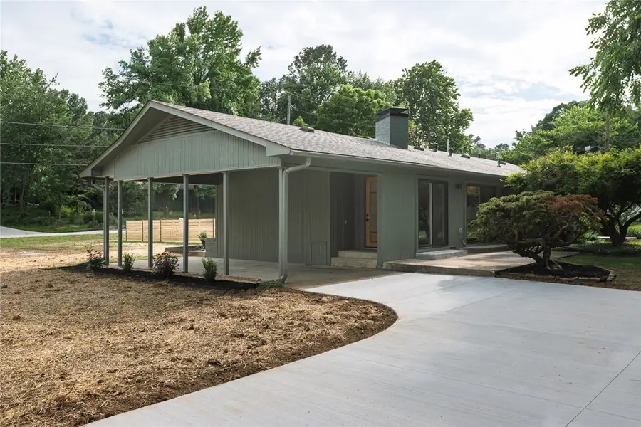900 E Ash Street, Fayetteville, AR 72703 - #3