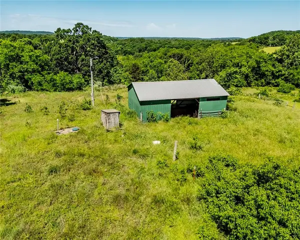 12930 Baker Mountain Road, Prairie Grove, AR 72753