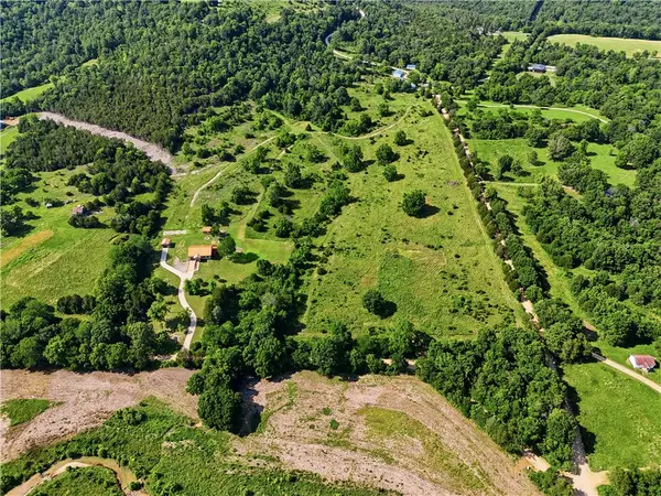 267 Madison 1555, Eureka Springs, AR 72632