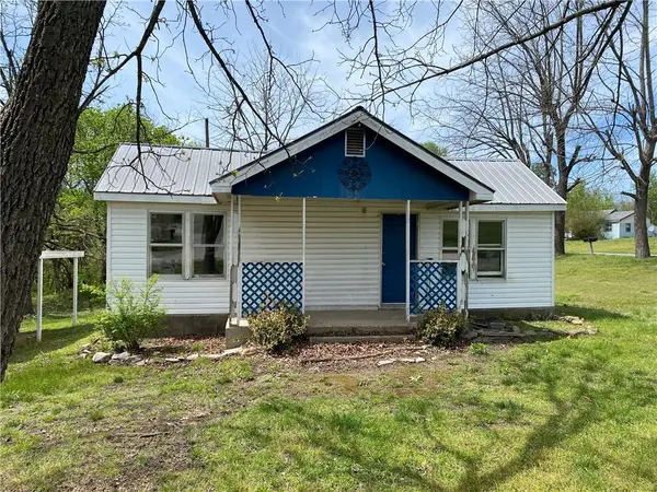 275 Center Ave N, Harrison, AR 72601