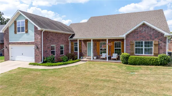 515 Oak Run Lane, Cave Springs, AR 72718